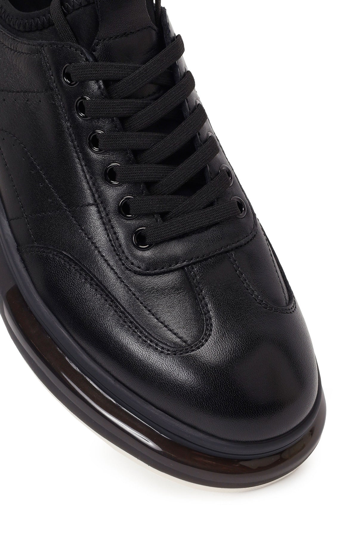 Erkek Siyah Bağcıklı Kalın Tabanlı Deri Sneaker