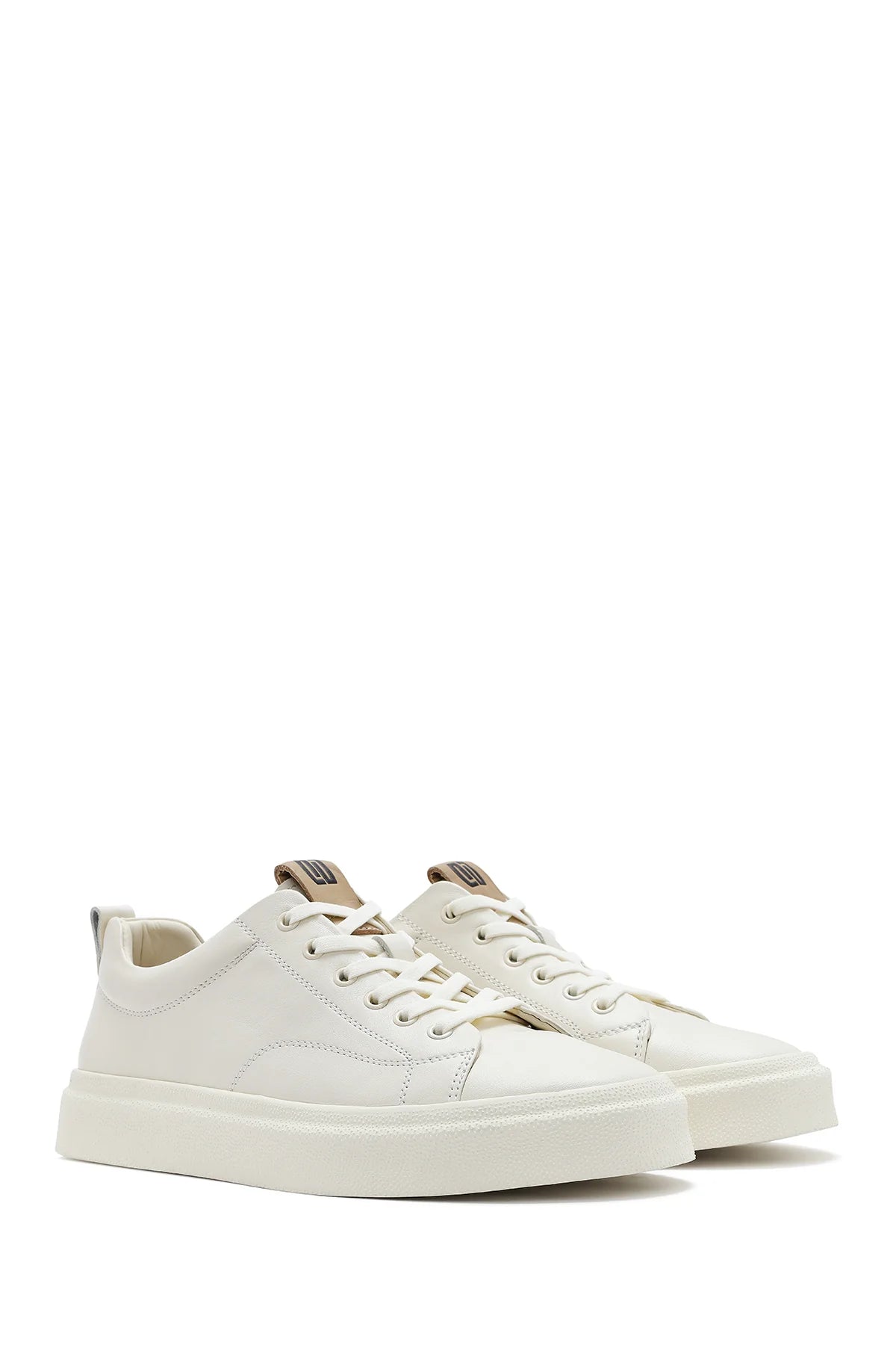 Erkek Beyaz Bağcıklı Kalın Tabanlı Deri Sneaker