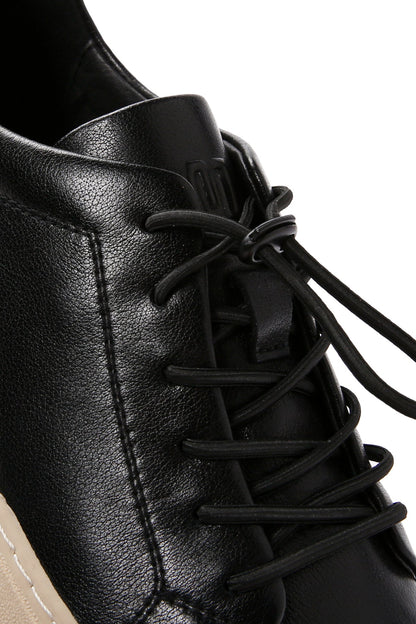 Erkek Siyah Bağcıklı Kalın Tabanlı Deri Sneaker