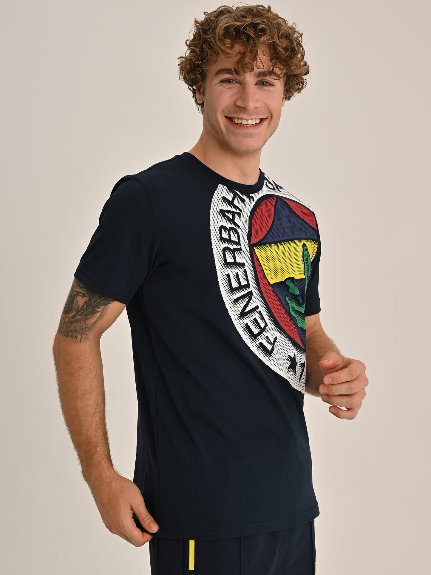 Fenerbahçe Lacivert Tribün Altı Renk Logolu Erkek Tshirt