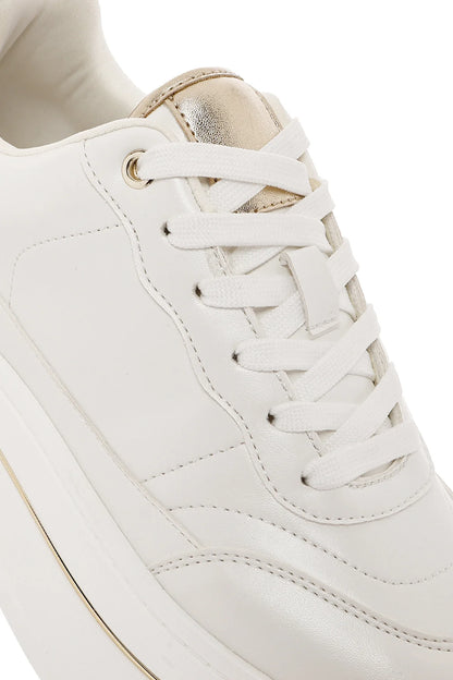 Kadın Beyaz Bağcıklı Kalın Tabanlı Sneaker