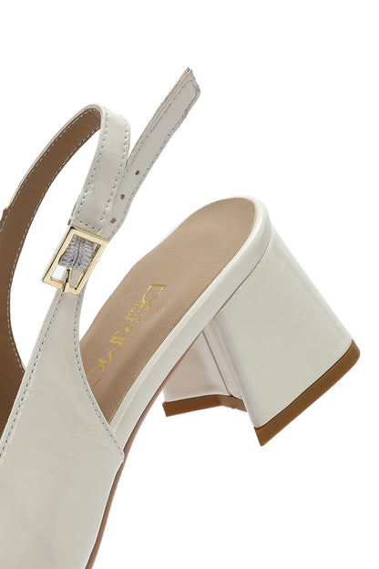 Kadın Bej Bilekten Tokalı Arkası Açık Kısa Kalın Topuklu Rugan Deri Ayakkabı