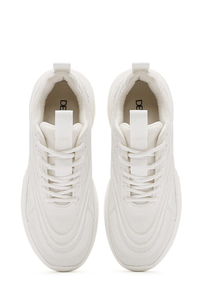 Kadın Beyaz Bağcıklı Kalın Tabanlı Sneaker