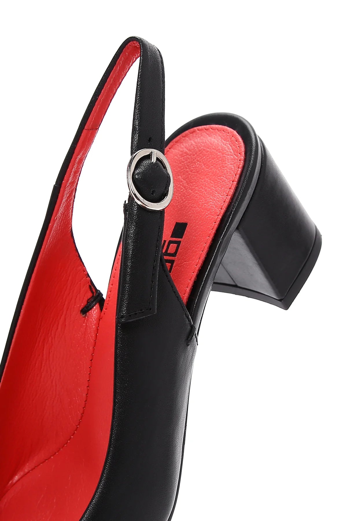 Derimod Gritti Kadın Siyah Arkası Açık Kısa Kalın Topuklu Deri Ayakkabı