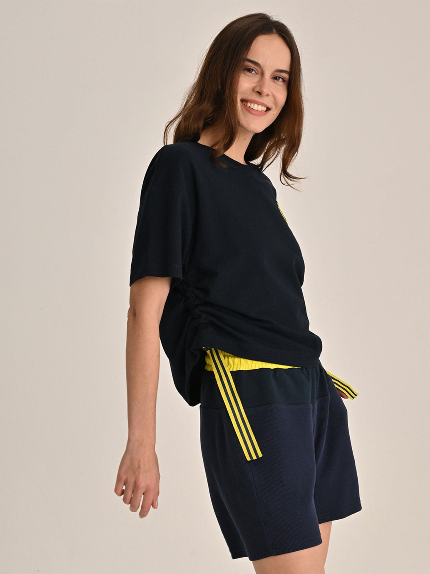 Fenerbahçe Lacivert Tribün Ekstrafor Detaylı Kadın Tshirt