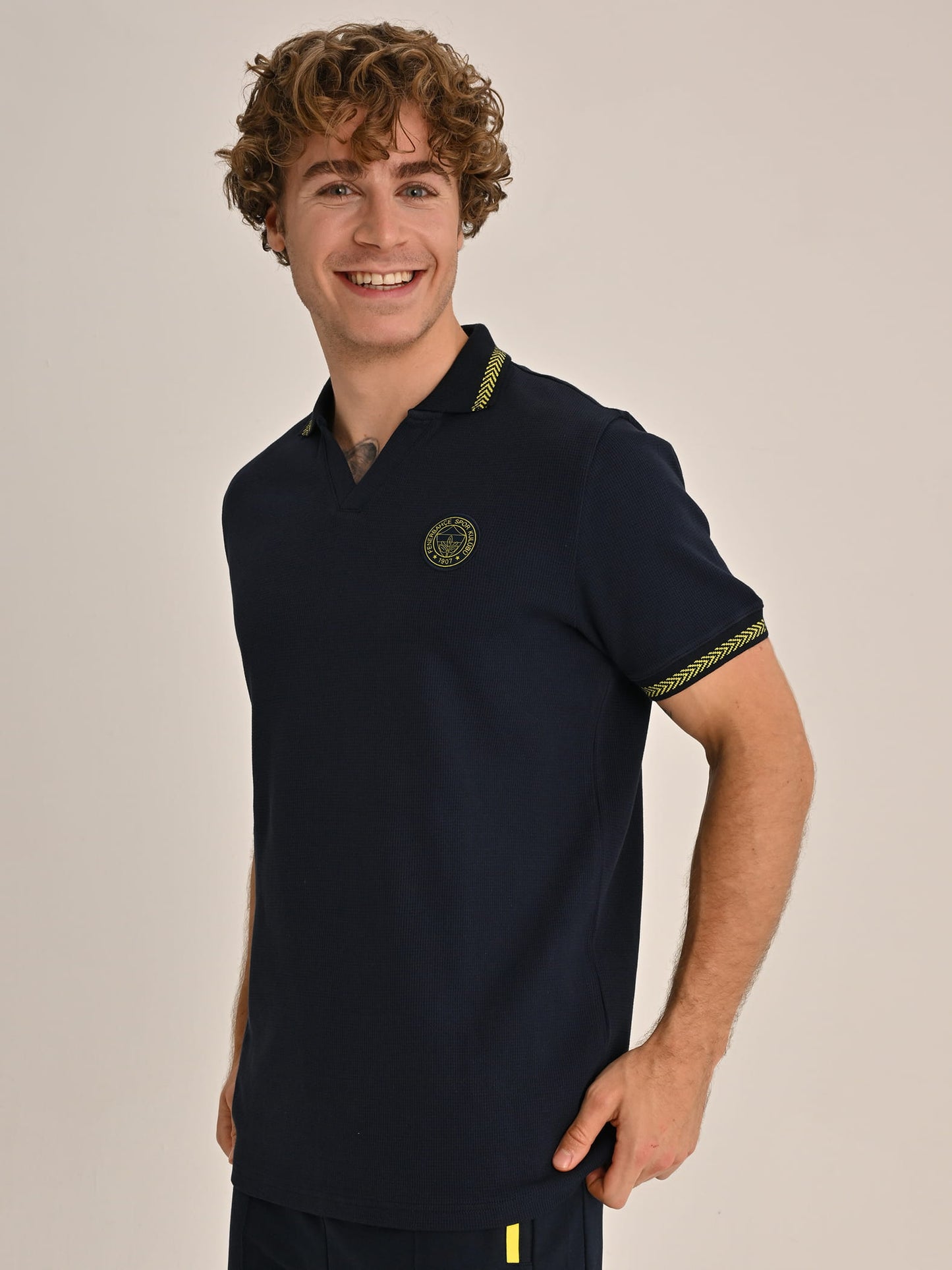 Fenerbahçe Lacivert Tribün Balıksırtı Detaylı Erkek Polo Tshirt