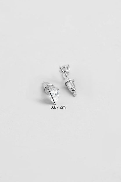 Damla Kesim 6 Mm 18 Ayar Beyaz Altın Kaplama Tektaş Gümüş Küpe 5016200199