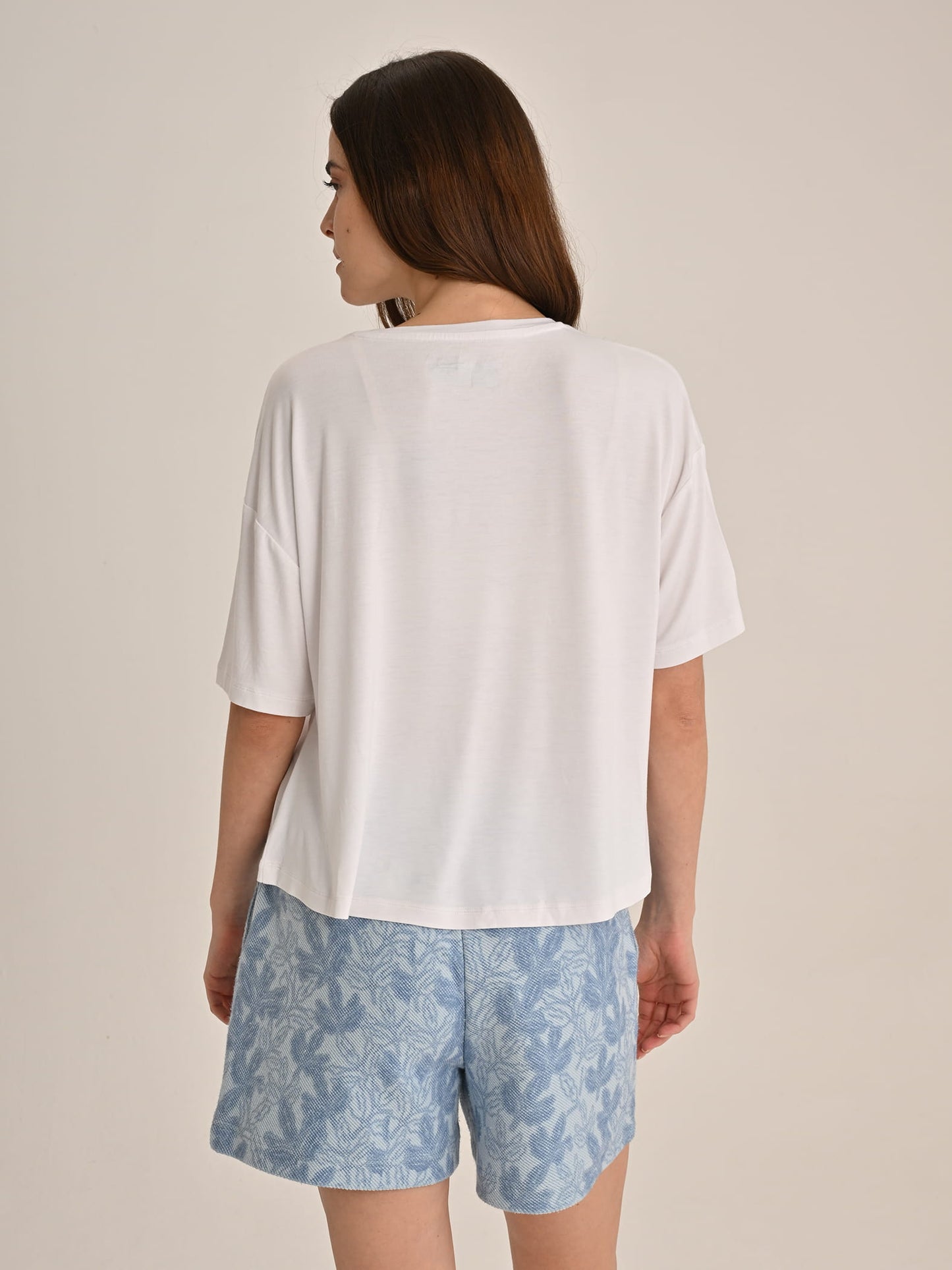 Fenerbahçe Beyaz Trend Nakış Palamutlu Kadın Oversize Tshirt