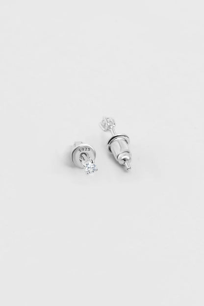 Zirkon Taşlı 2 Mm 18 Ayar Beyaz Altın Kaplama Unisex Gümüş Tektaş Küpe 5016000199