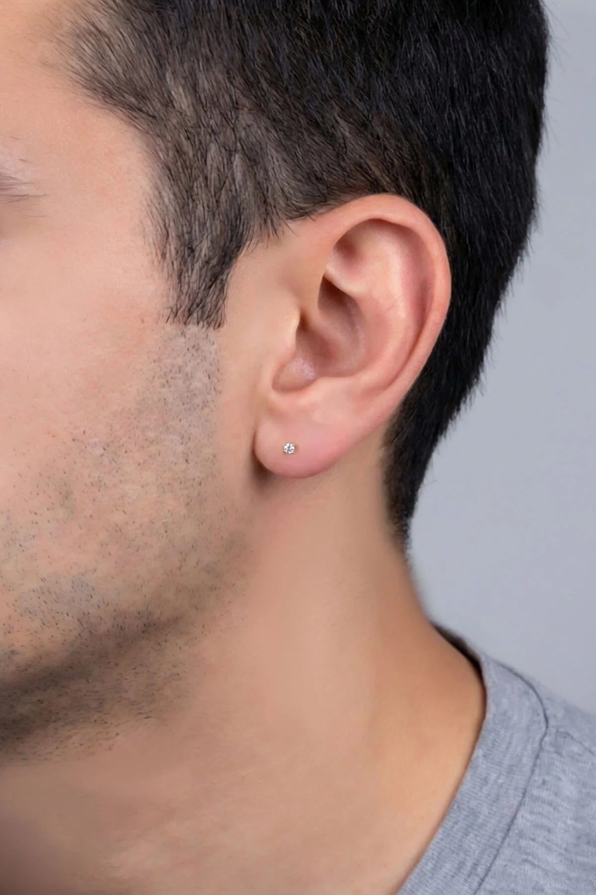 Zirkon Taşlı 2 Mm 18 Ayar Beyaz Altın Kaplama Unisex Gümüş Tektaş Küpe 5016000199