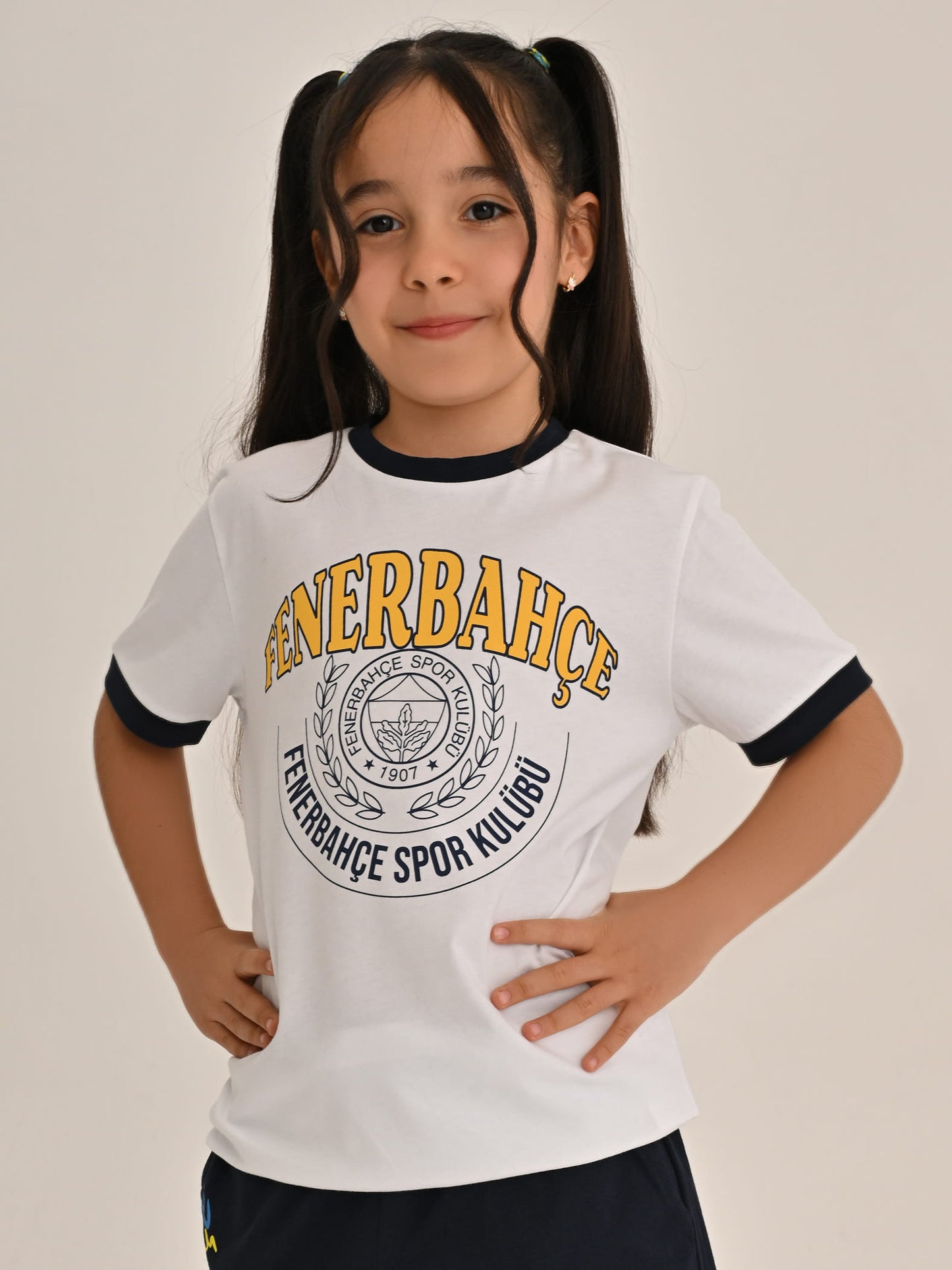 Fenerbahçe Beyaz Kolej Çelenk Logolu Çocuk Tshirt