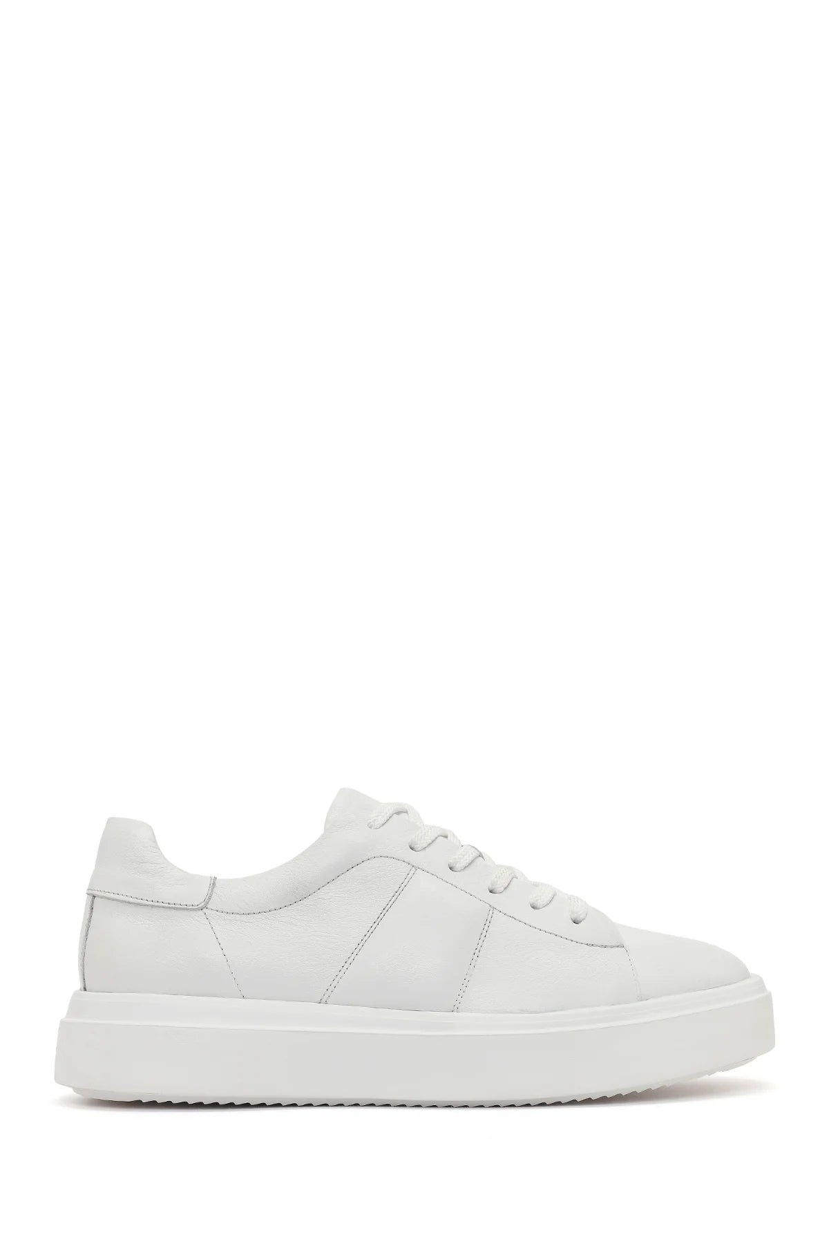 Erkek Beyaz Bağcıklı Kalın Tabanlı Deri Sneaker