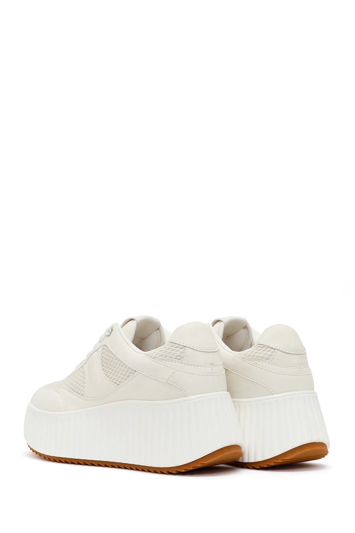 Kadın Beyaz Bağcıklı Kalın Tabanlı Sneaker