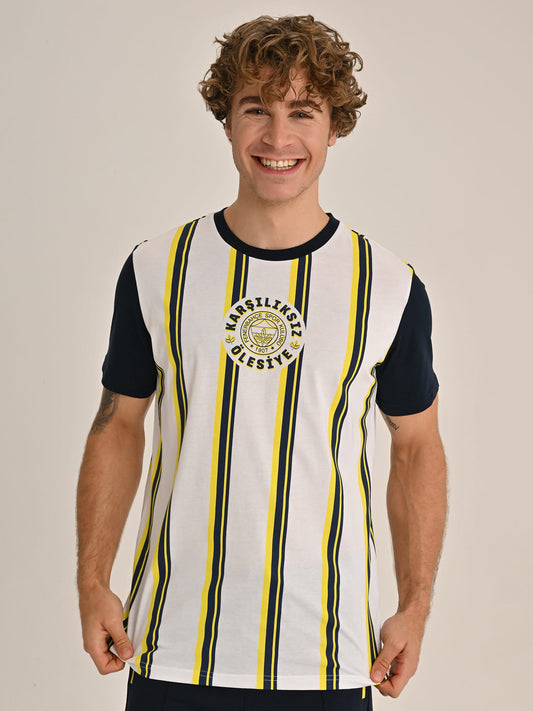 Fenerbahçe Beyaz Tribün Karşılıksız Ölesiye Erkek Tshirt