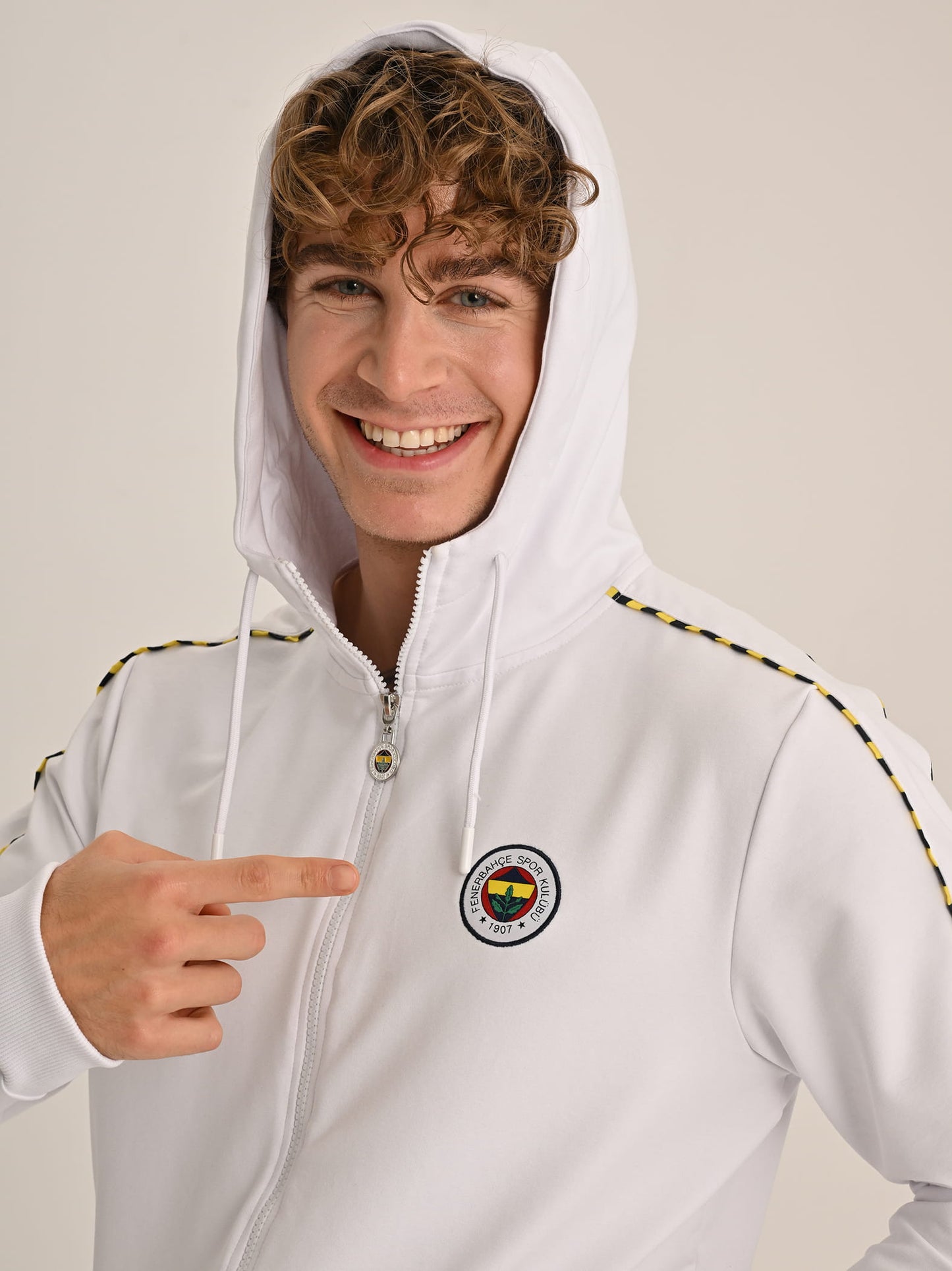 Fenerbahçe Beyaz Tribün Basic Erkek Sweatshirt