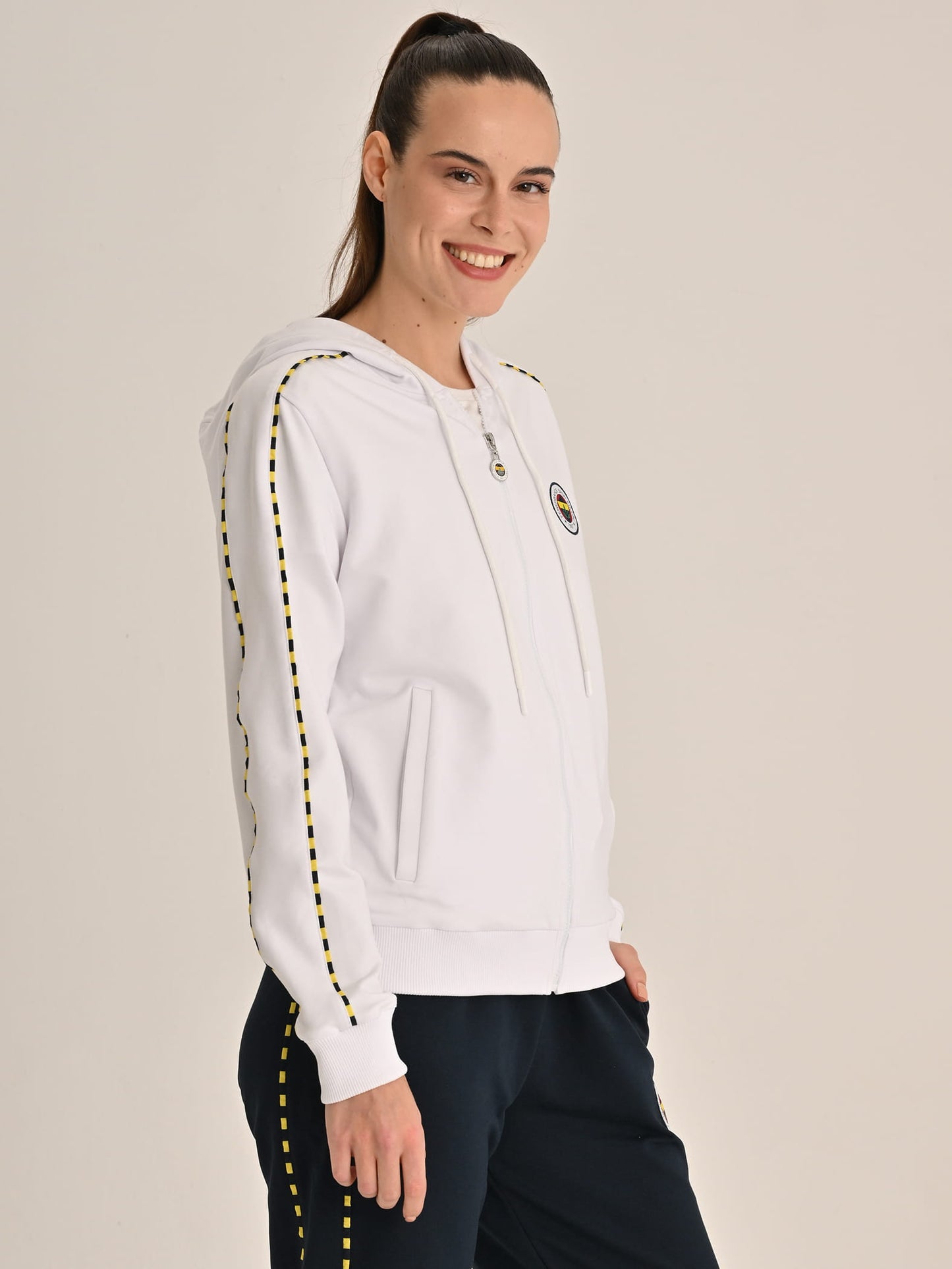 Fenerbahçe Beyaz Tribün Basic Kadın Sweatshirt