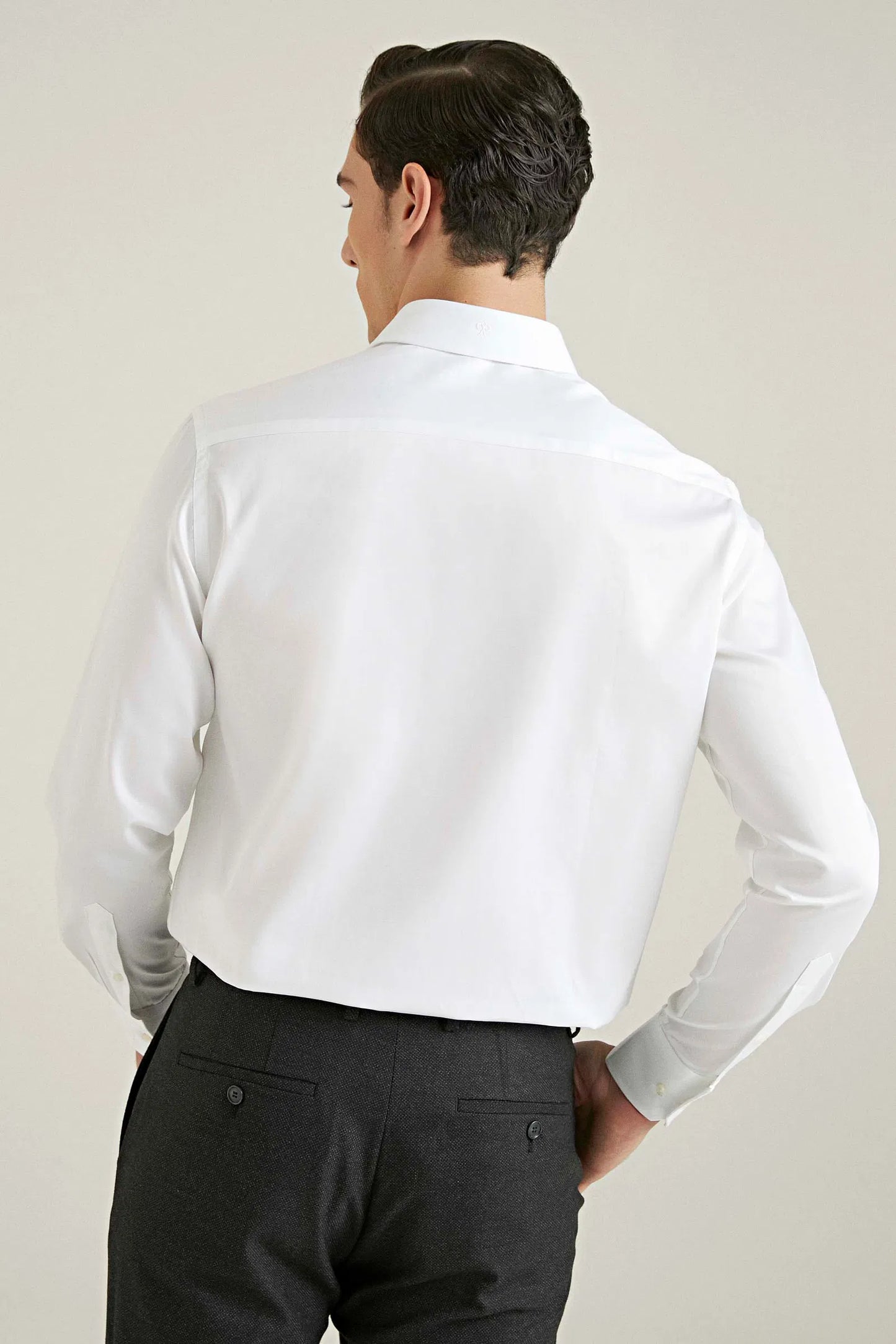 Damat Comfort Beyaz Düz Nano Care Gömlek