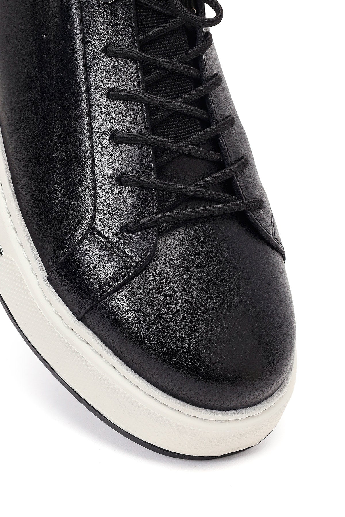 Erkek Siyah Bağcıklı Kalın Tabanlı Deri Sneaker