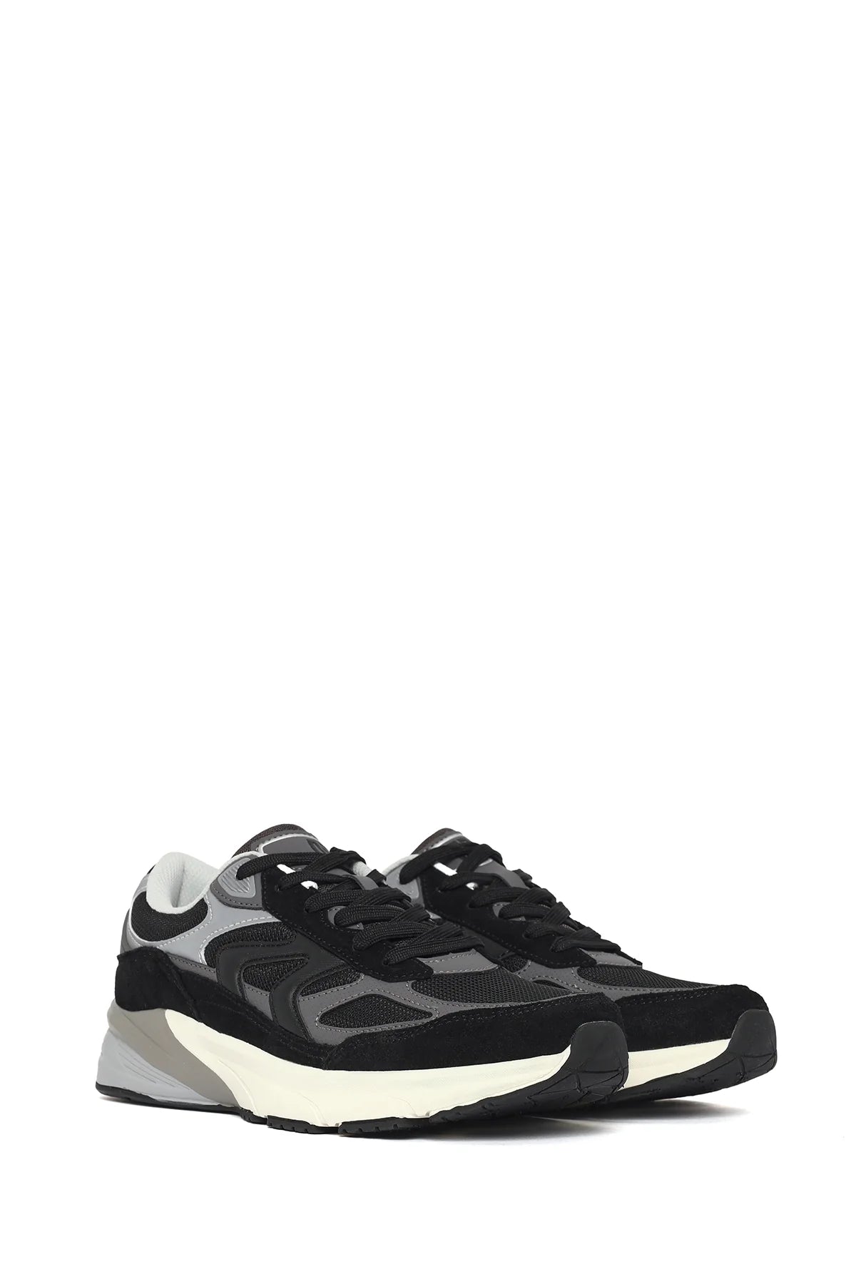 Erkek Siyah Kalın Tabanlı Bağcıklı Deri Sneaker