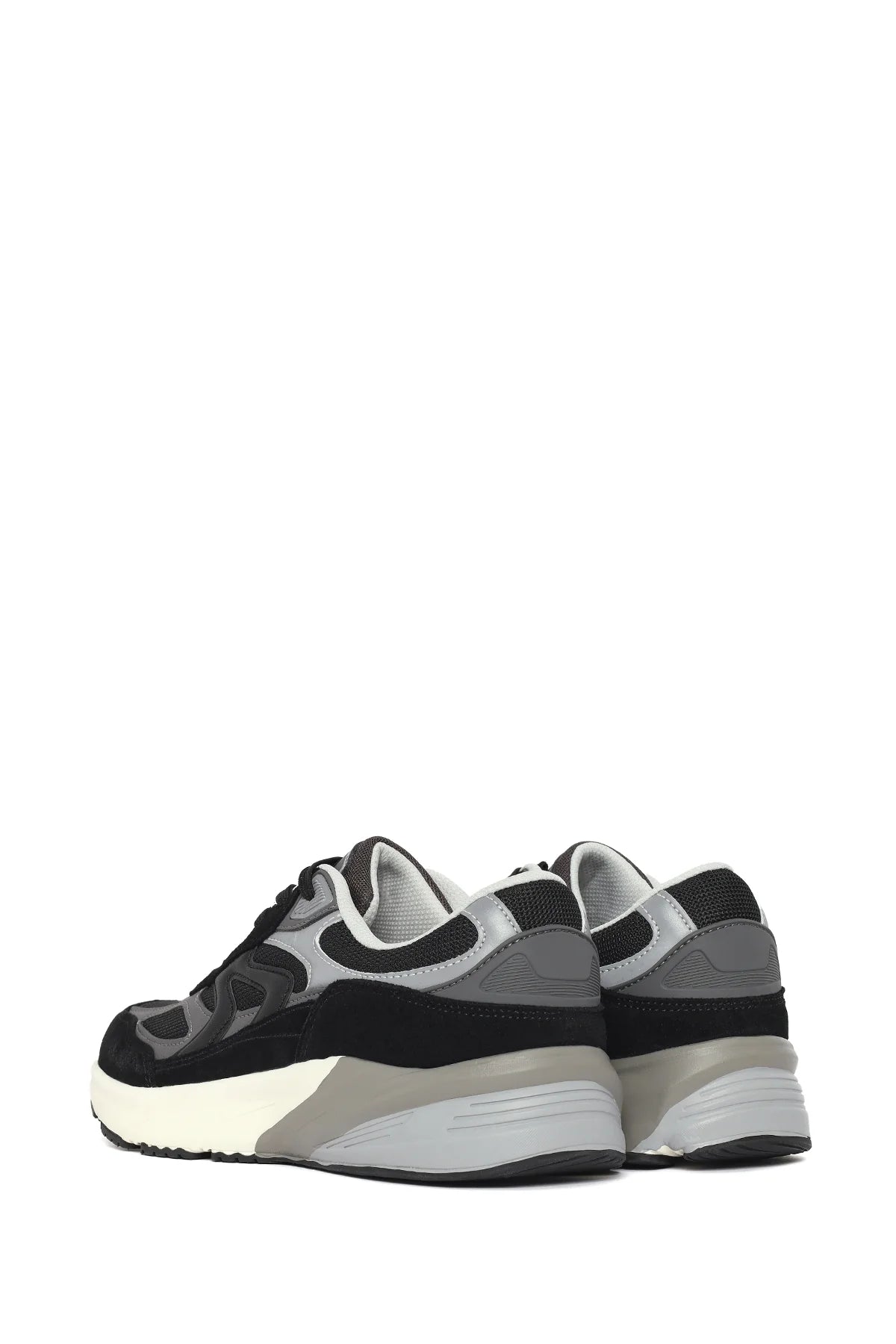 Erkek Siyah Kalın Tabanlı Bağcıklı Deri Sneaker