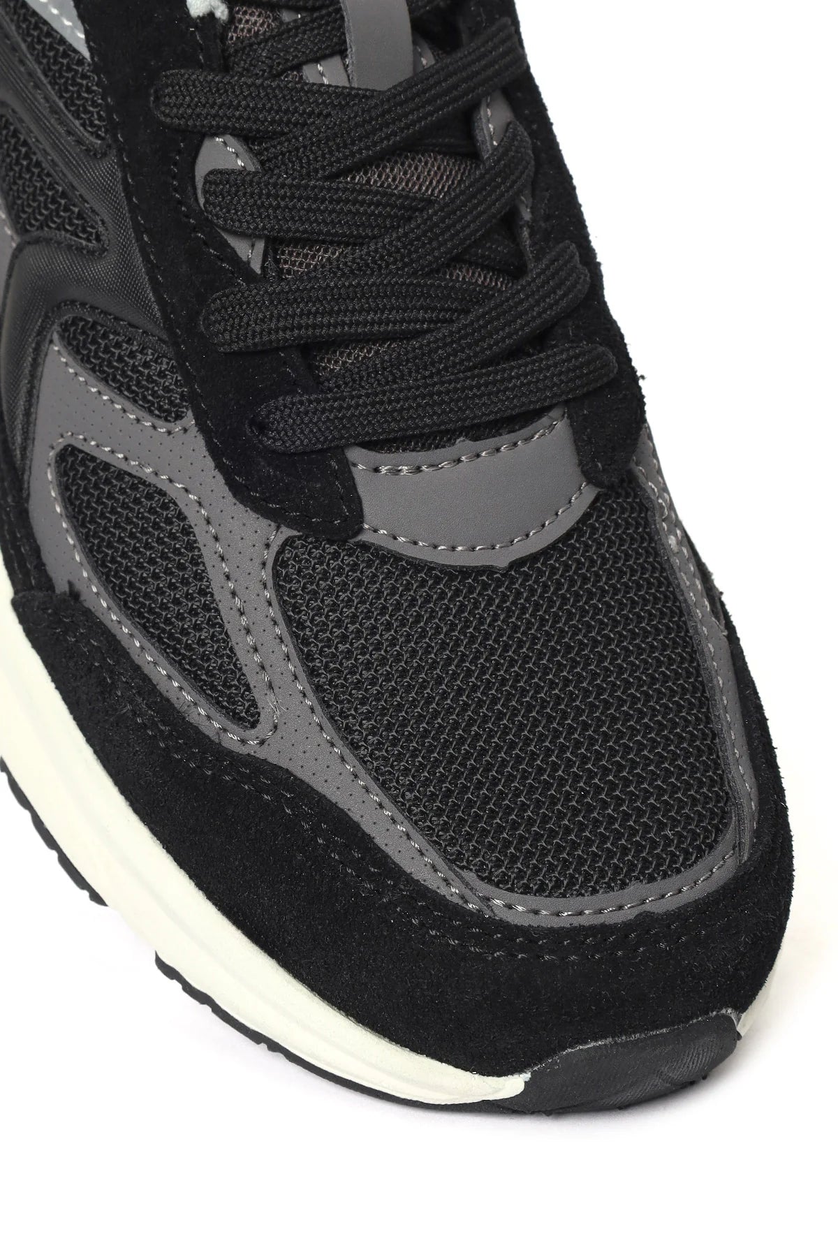 Erkek Siyah Kalın Tabanlı Bağcıklı Deri Sneaker