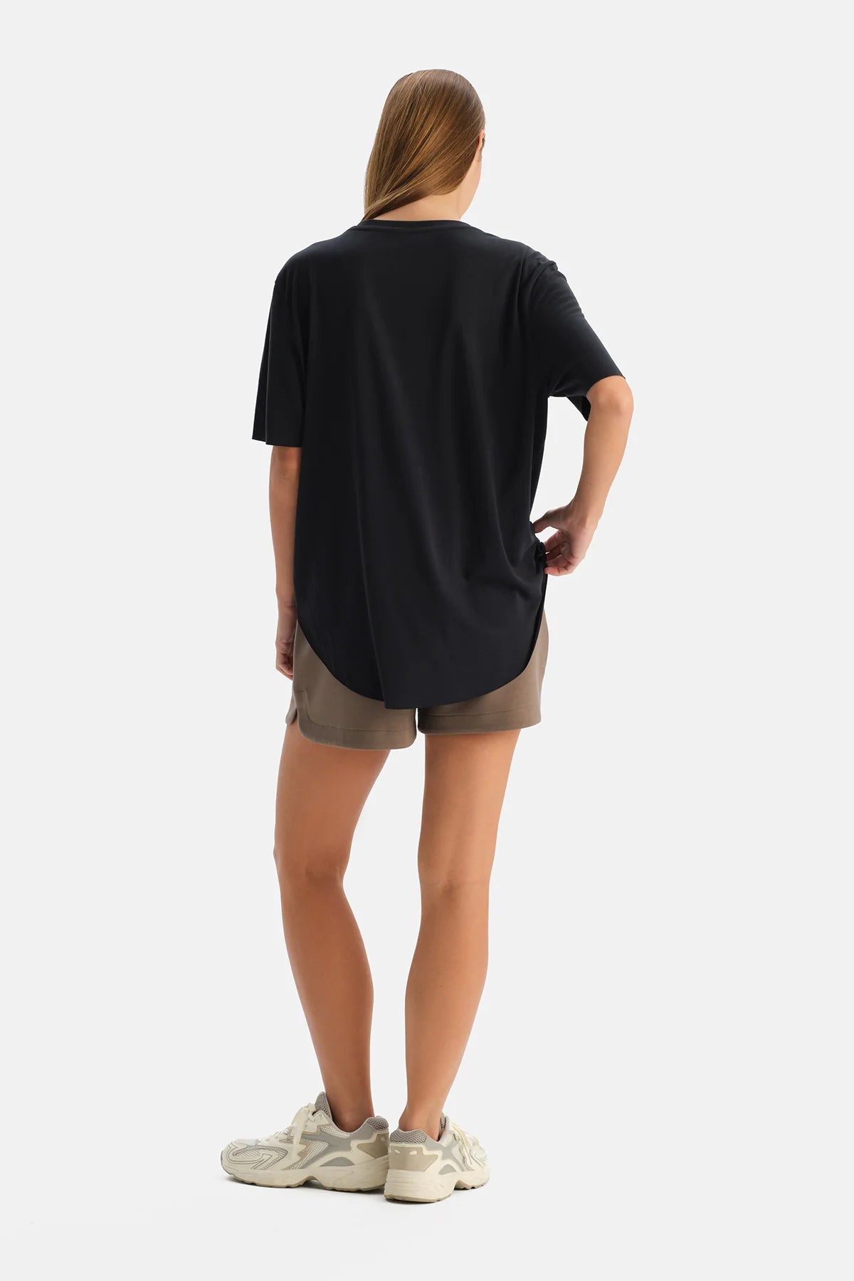 Modal V Yaka Basic Tişört