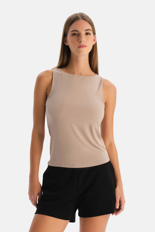 Halter Yaka Basic Modal Atlet