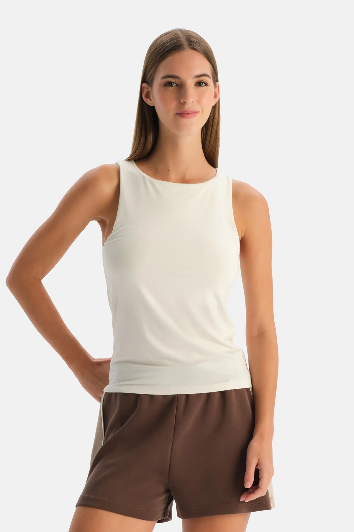 Halter Yaka Basic Modal Atlet