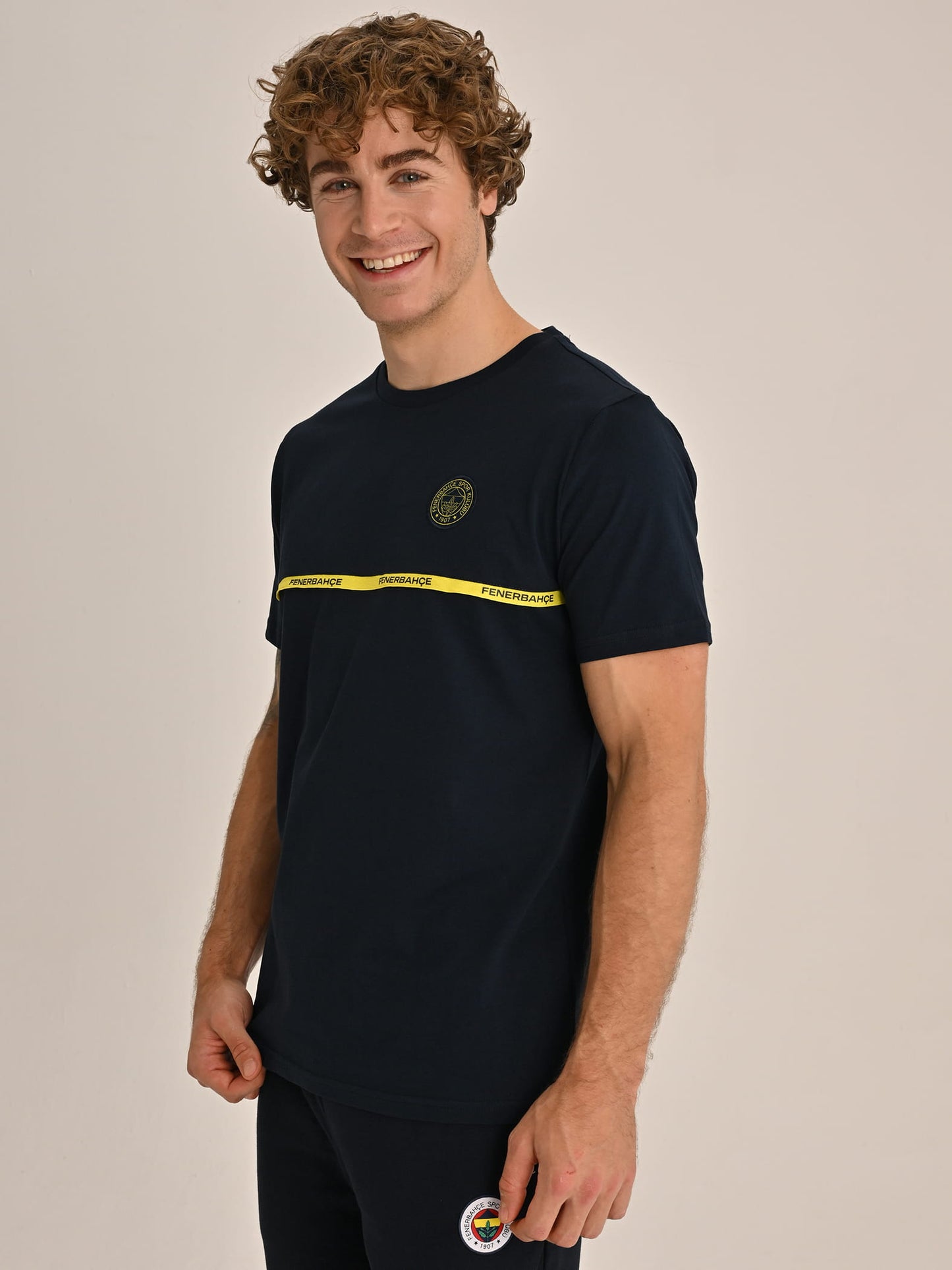 Fenerbahçe Lacivert Tribün Biye Detaylı Erkek Tshirt
