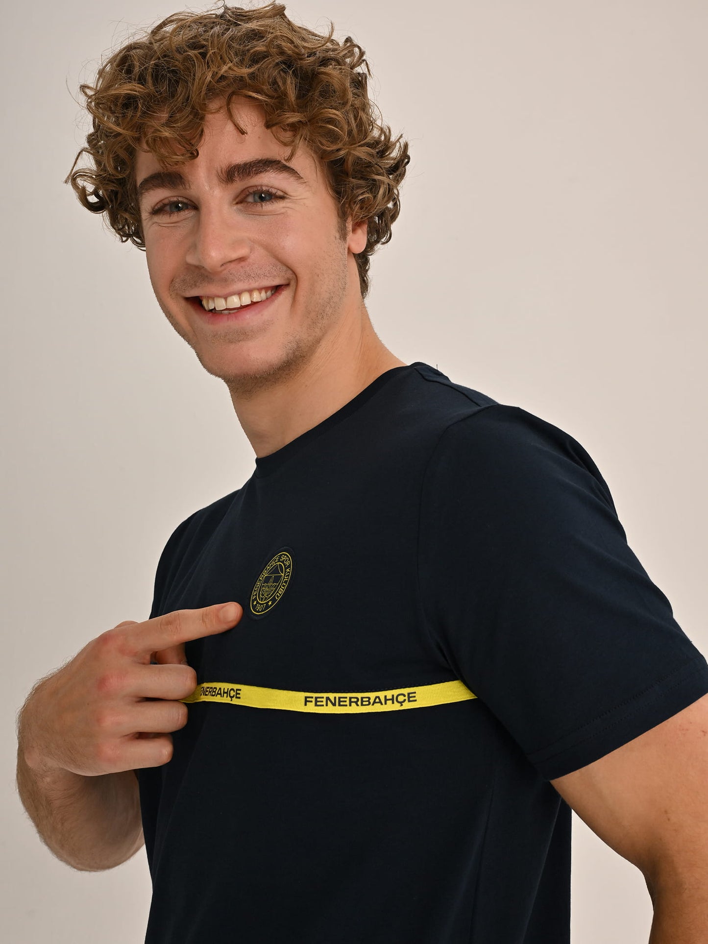 Fenerbahçe Lacivert Tribün Biye Detaylı Erkek Tshirt