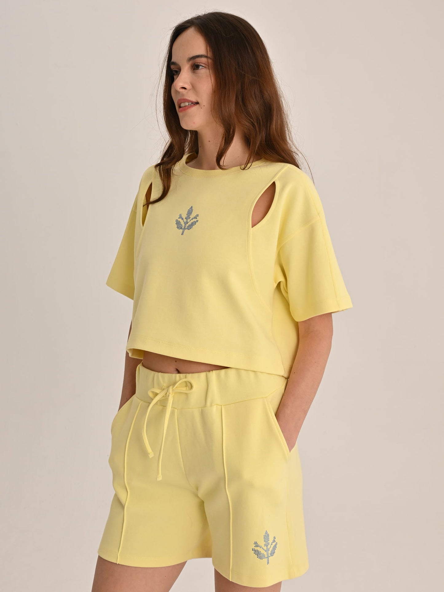 Fenerbahçe Sarı Trend Taş Baskılı Kadın Oversize Crop Tshirt