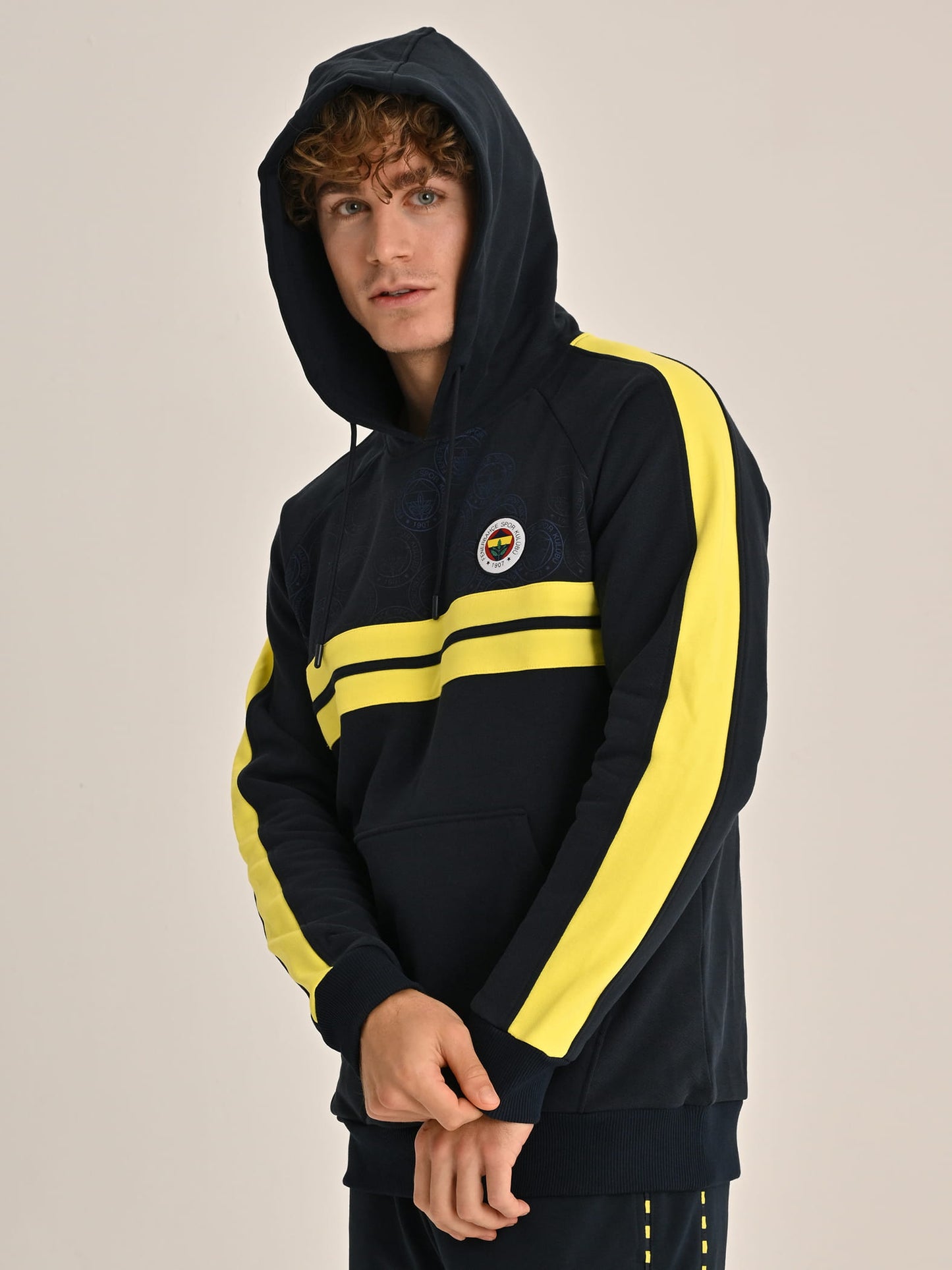 Fenerbahçe Sarı Lacivert Tribün Erkek Sweatshirt