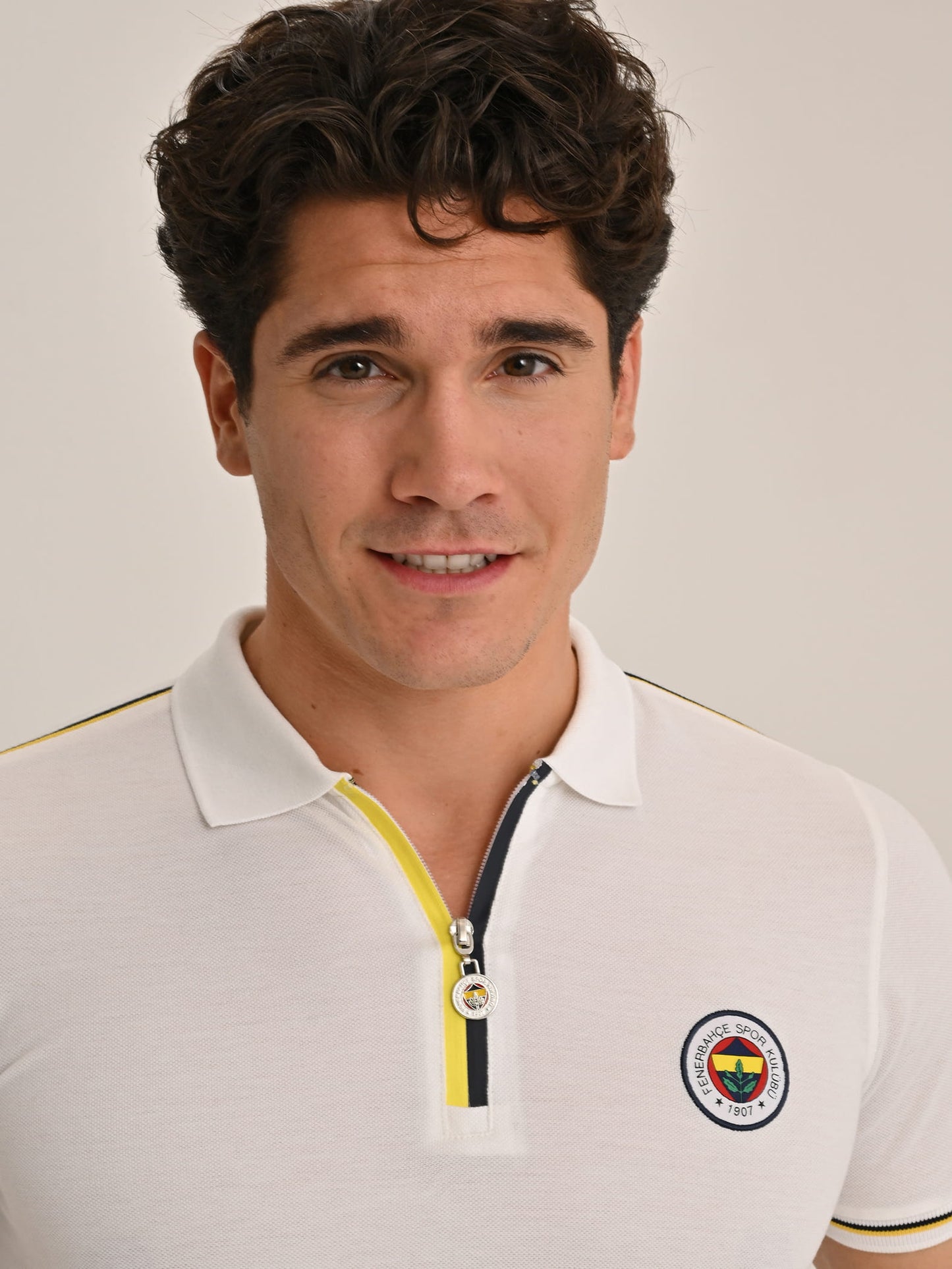 Fenerbahçe Beyaz Tribün Çift Biyeli Erkek Polo Tshirt