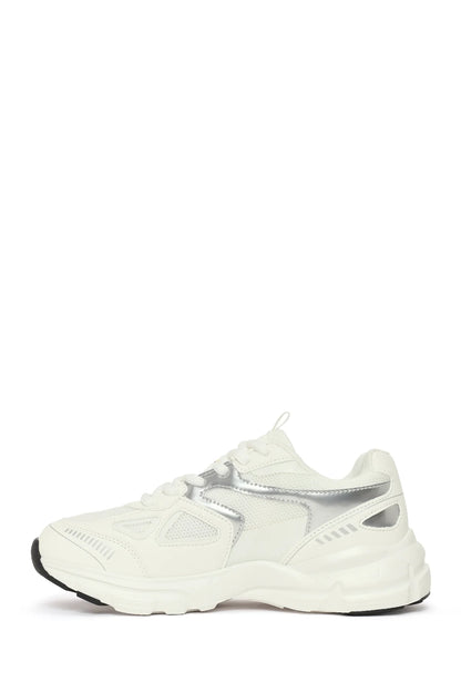 Kadın Beyaz Bağcıklı Kalın Tabanlı Charmlı Sneaker