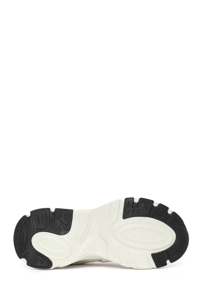Kadın Beyaz Bağcıklı Kalın Tabanlı Charmlı Sneaker