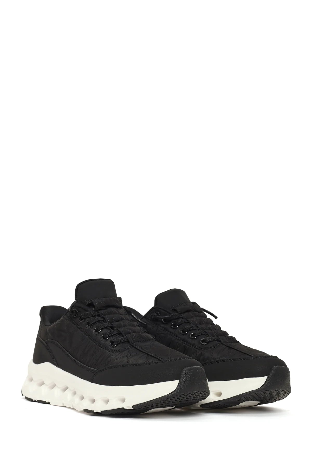Kadın Siyah Bağcıklı Kalın Tabanlı Sneaker