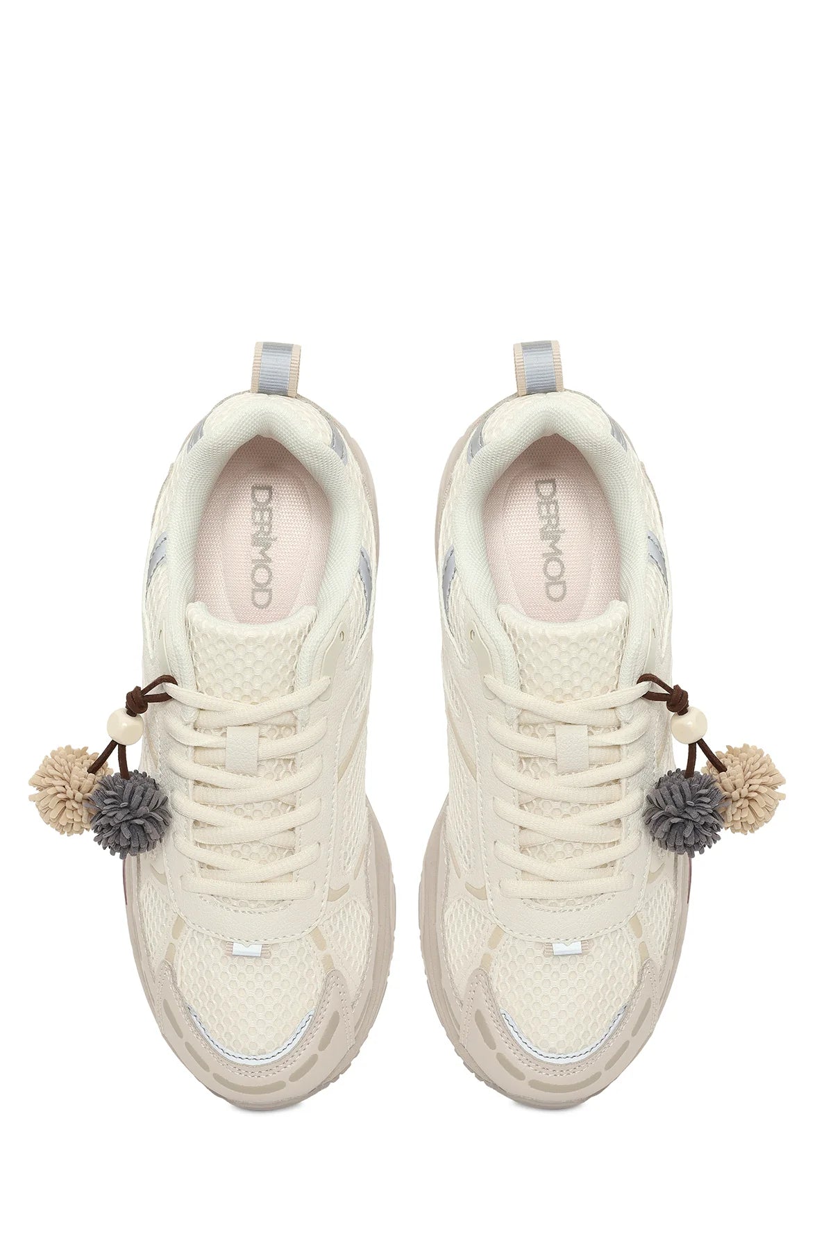 Kadın Krem Bağcıklı Charmlı Kalın Tabanlı Sneaker