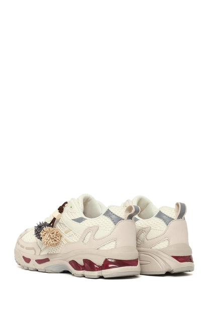 Kadın Krem Bağcıklı Charmlı Kalın Tabanlı Sneaker