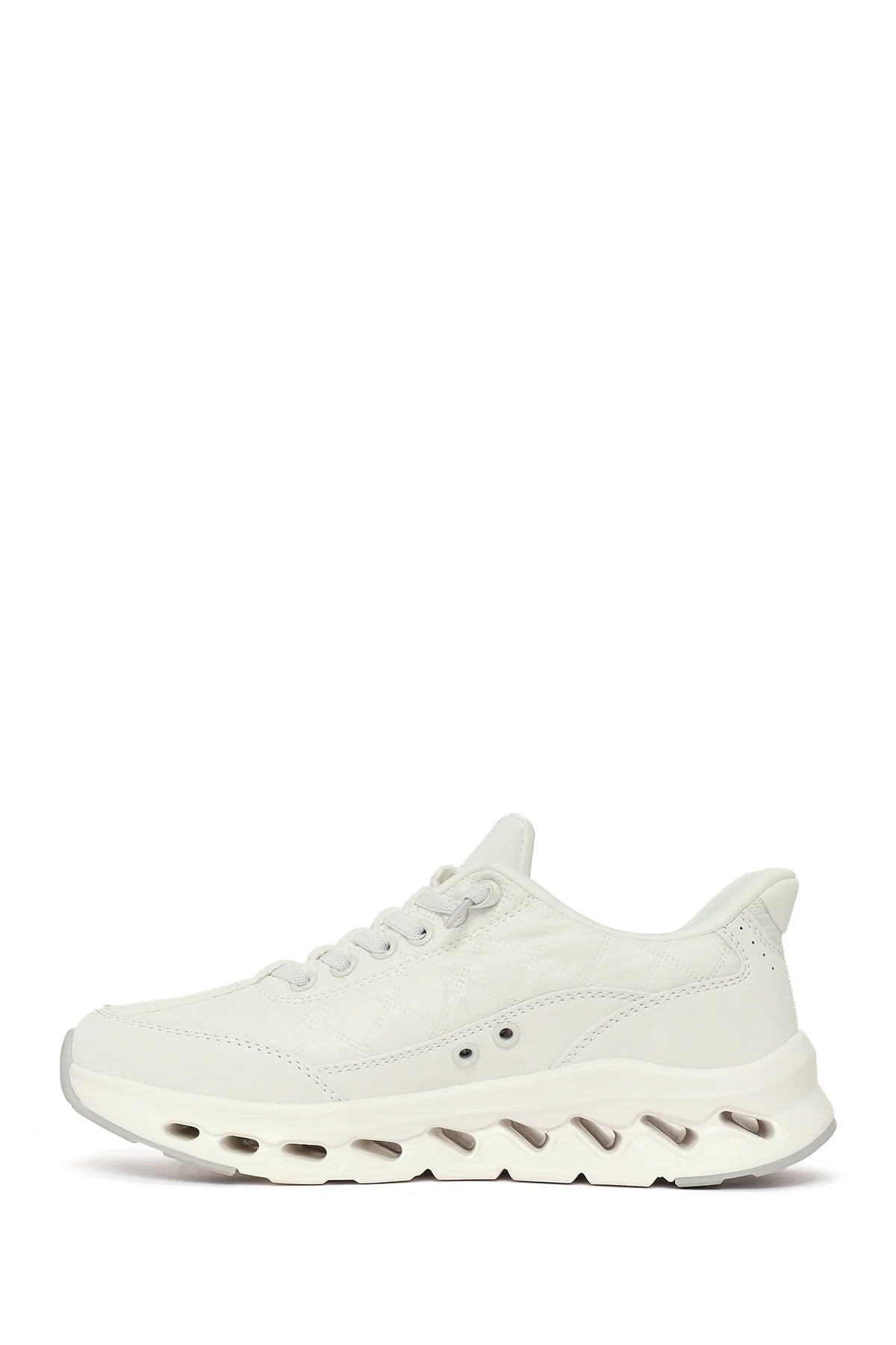 Kadın Beyaz Bağcıklı Kalın Tabanlı Sneaker