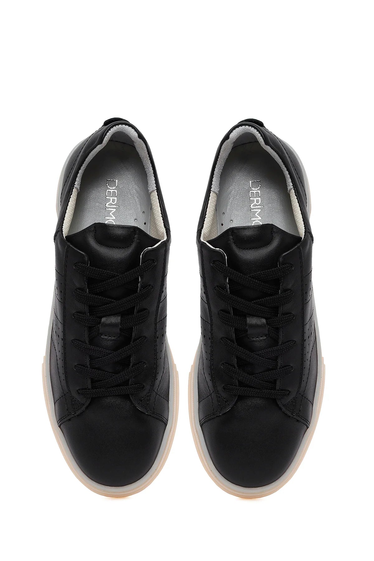 Kadın Siyah Bağcıklı Kalın Tabanlı Deri Sneaker