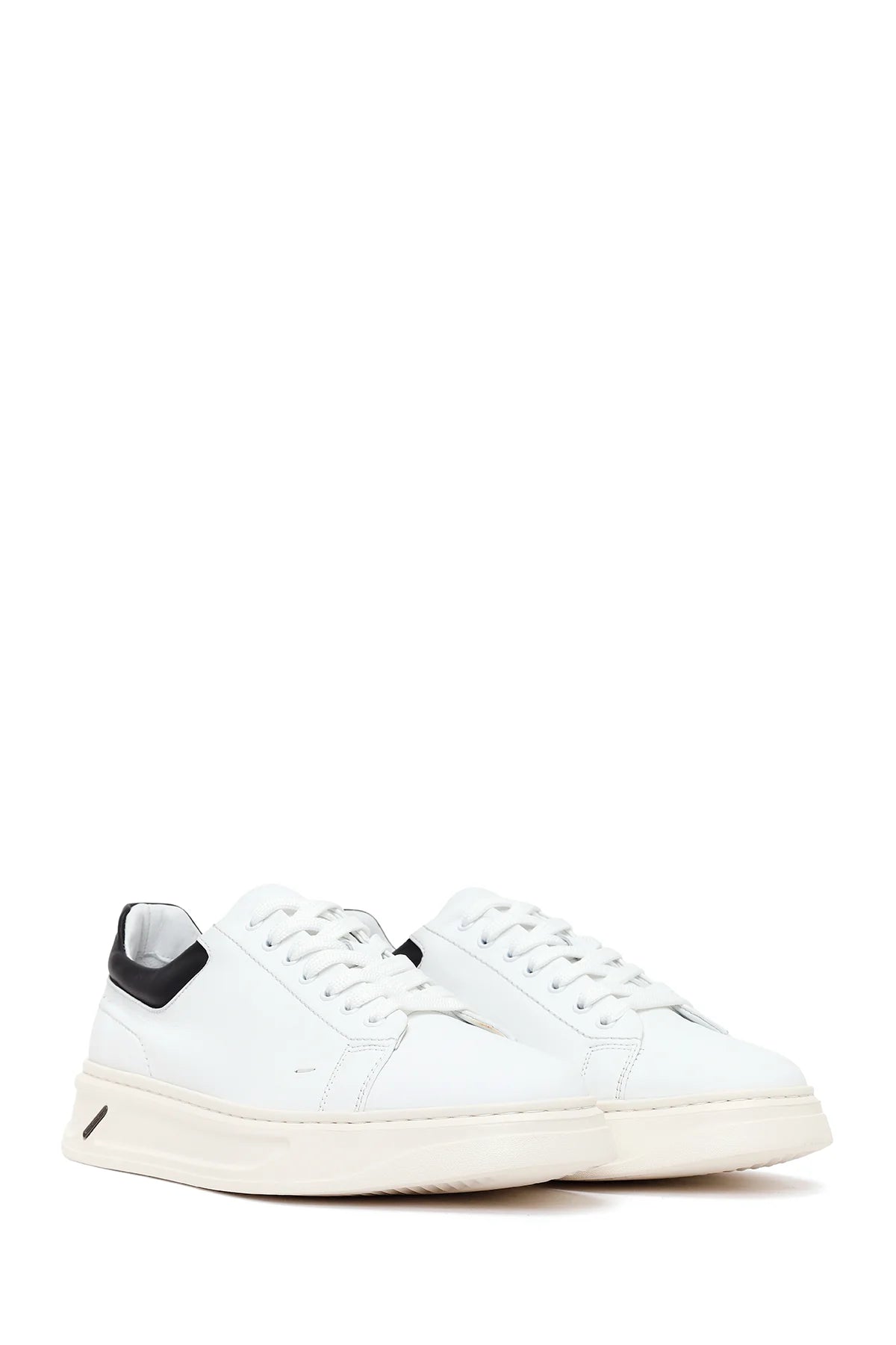 Erkek Beyaz Bağcıklı Kalın Deri Sneaker