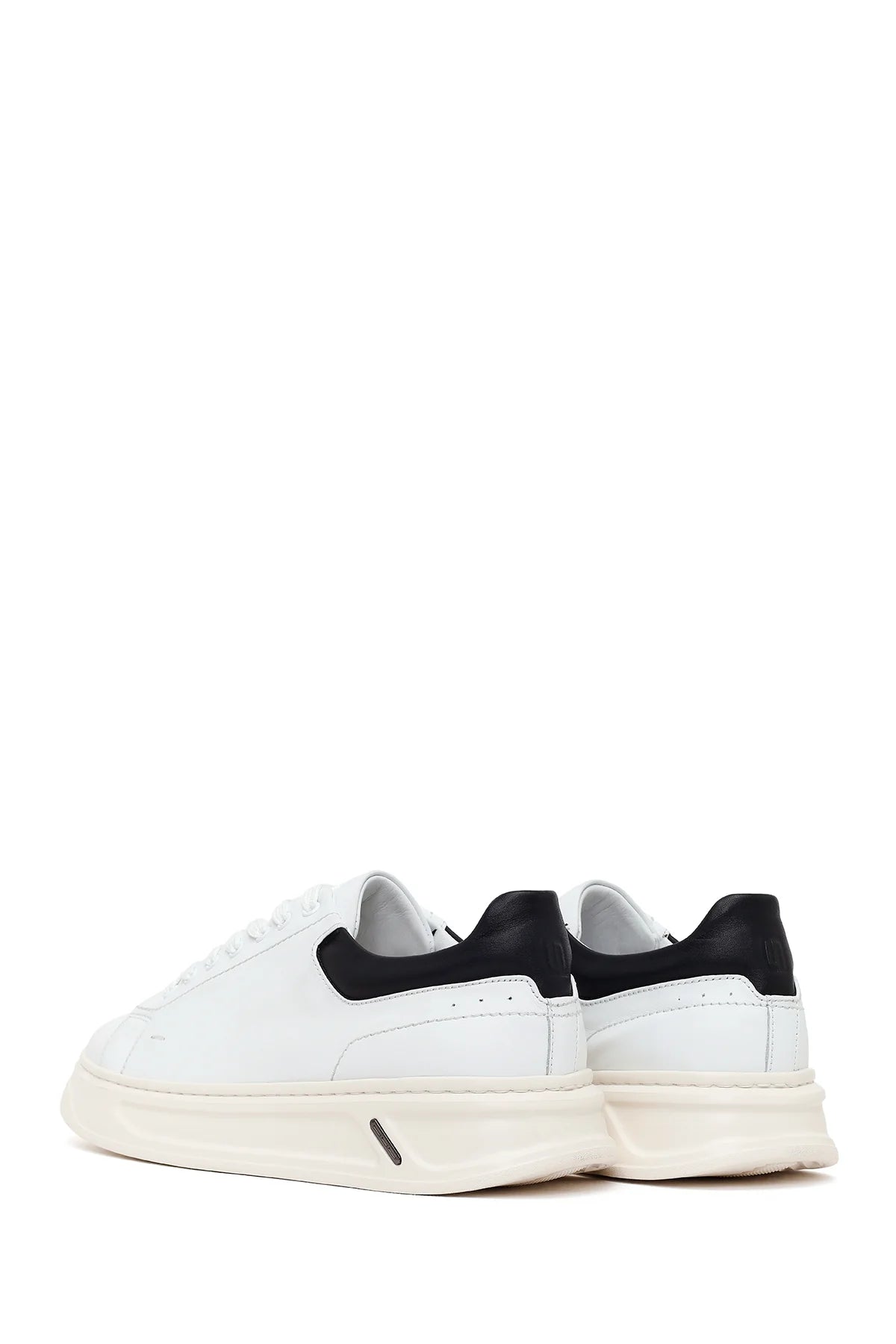 Erkek Beyaz Bağcıklı Kalın Deri Sneaker