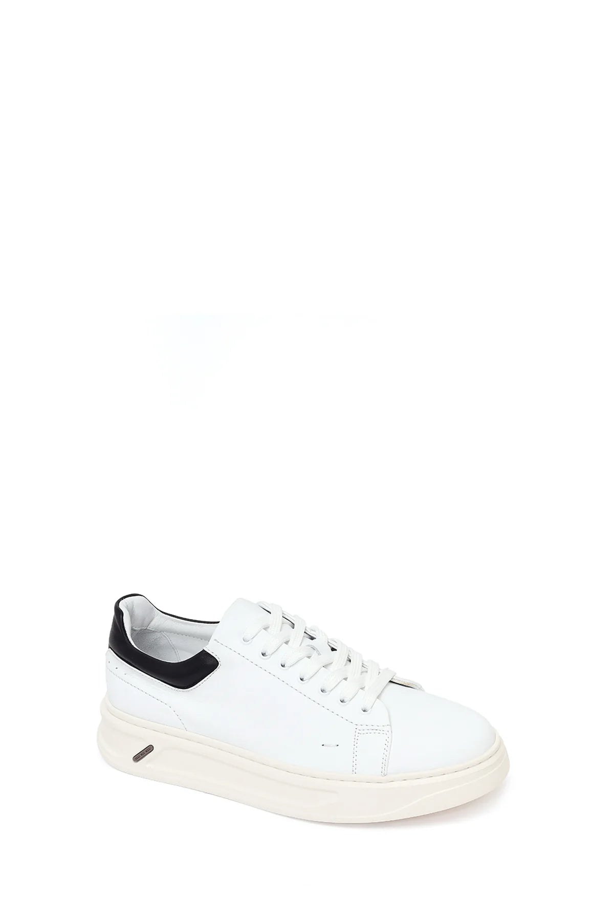 Erkek Beyaz Bağcıklı Kalın Deri Sneaker