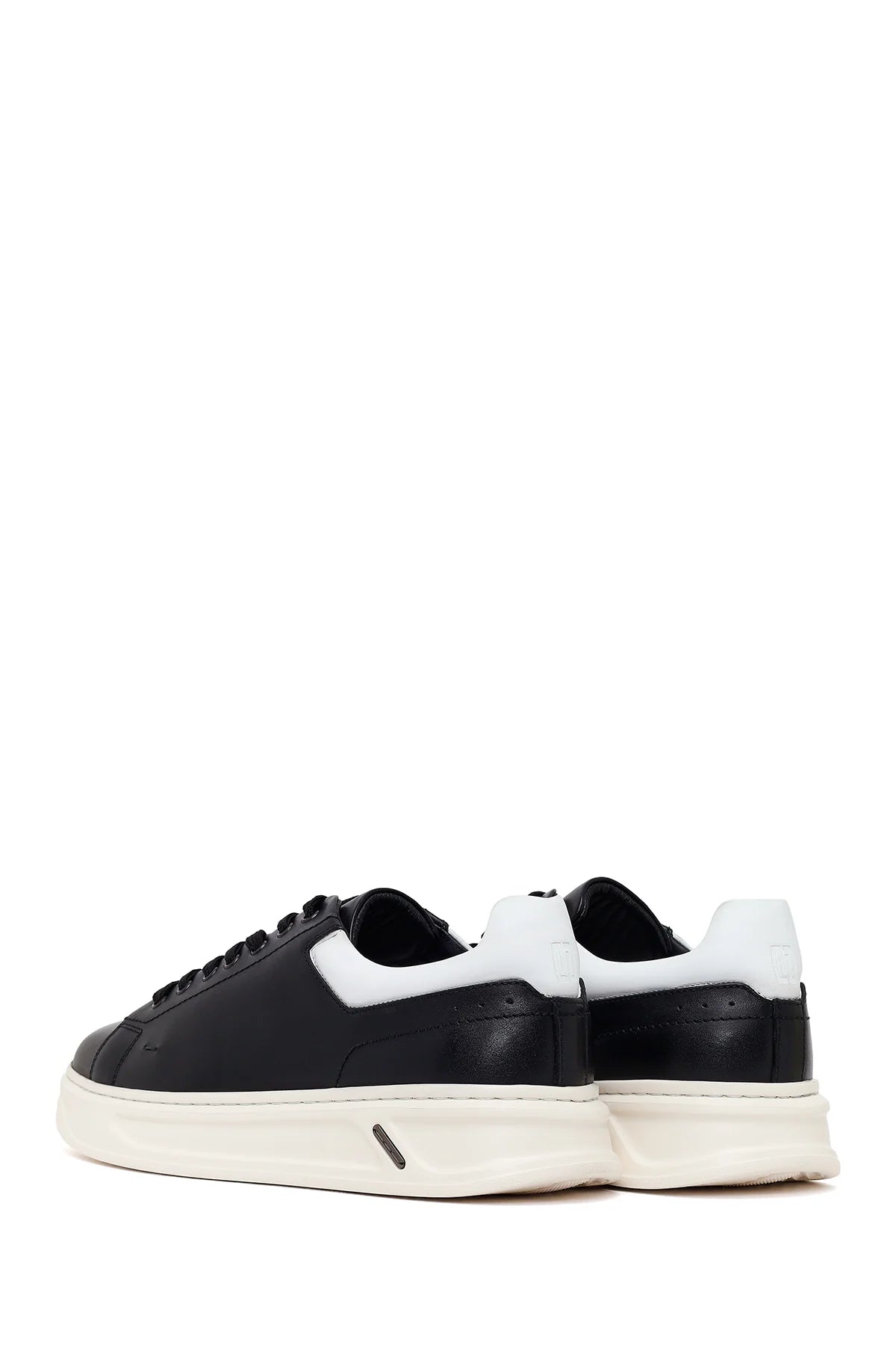 Erkek Siyah Bağcıklı Kalın Deri Sneaker