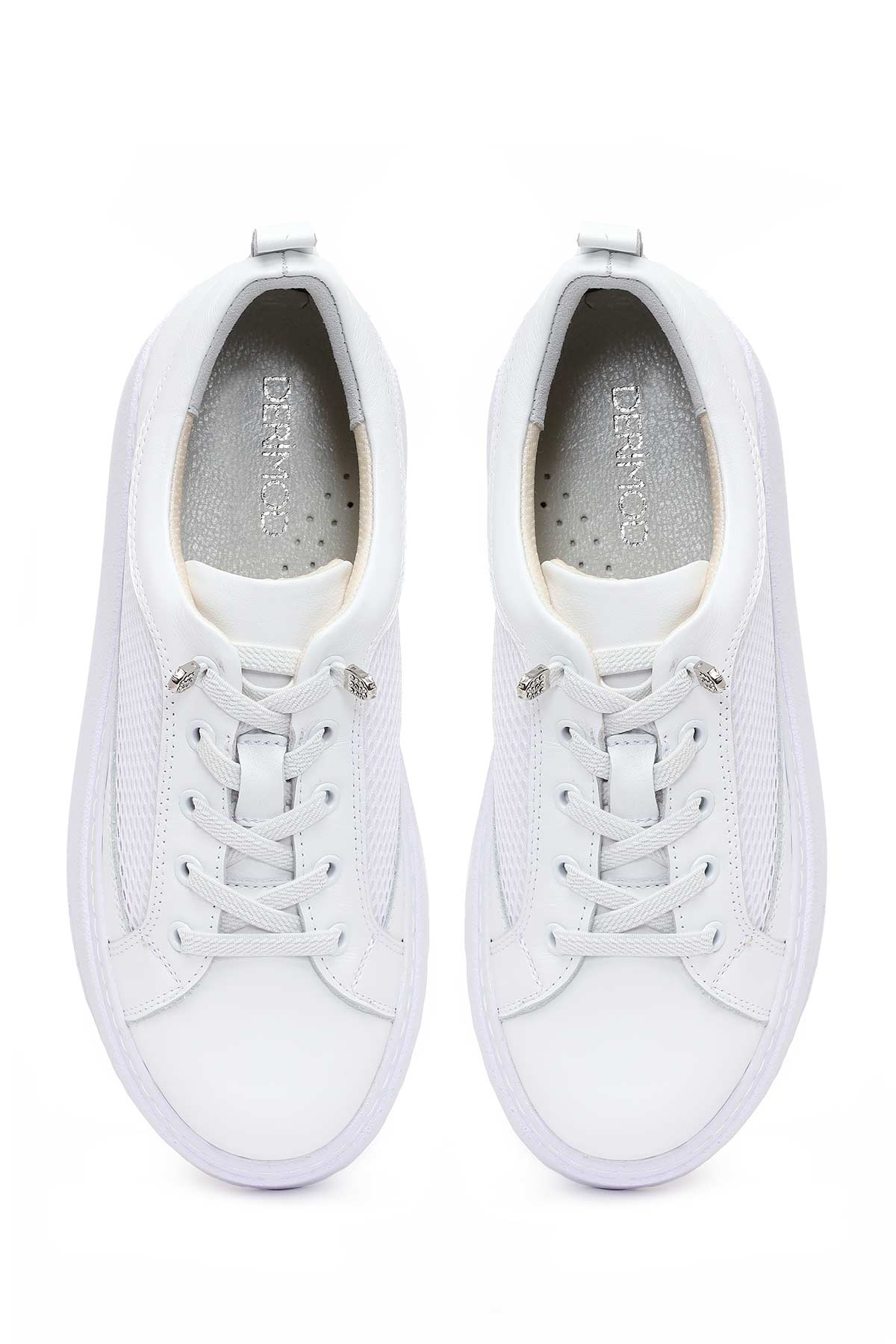 Kadın Beyaz Bağcıklı Kalın Tabanlı Deri Sneaker