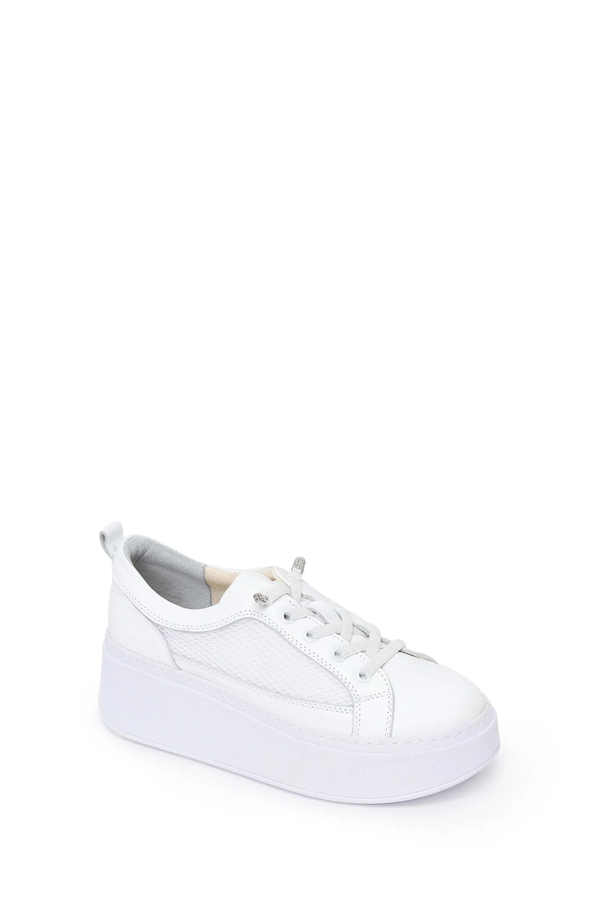 Kadın Beyaz Bağcıklı Kalın Tabanlı Deri Sneaker