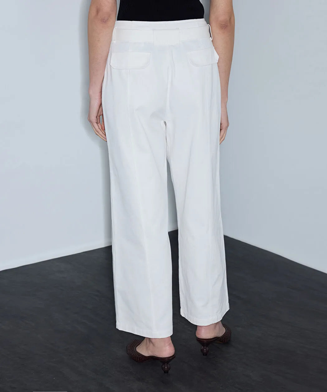 Beyaz Kemerli Non Denim Pantolon Is1260003240002 | Ipekyol