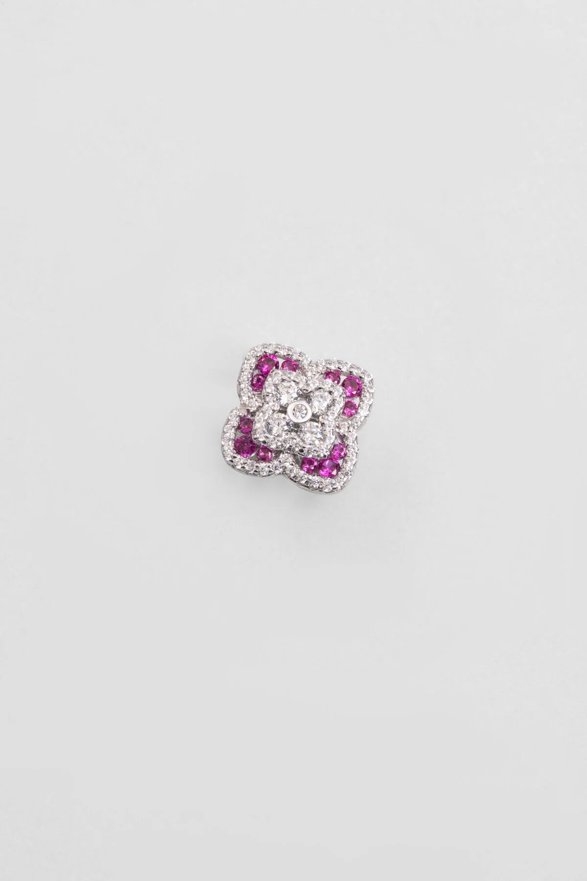 Pembe Yonca 18 Ayar Beyaz Altın Kaplama Gümüş Charm 5212601399