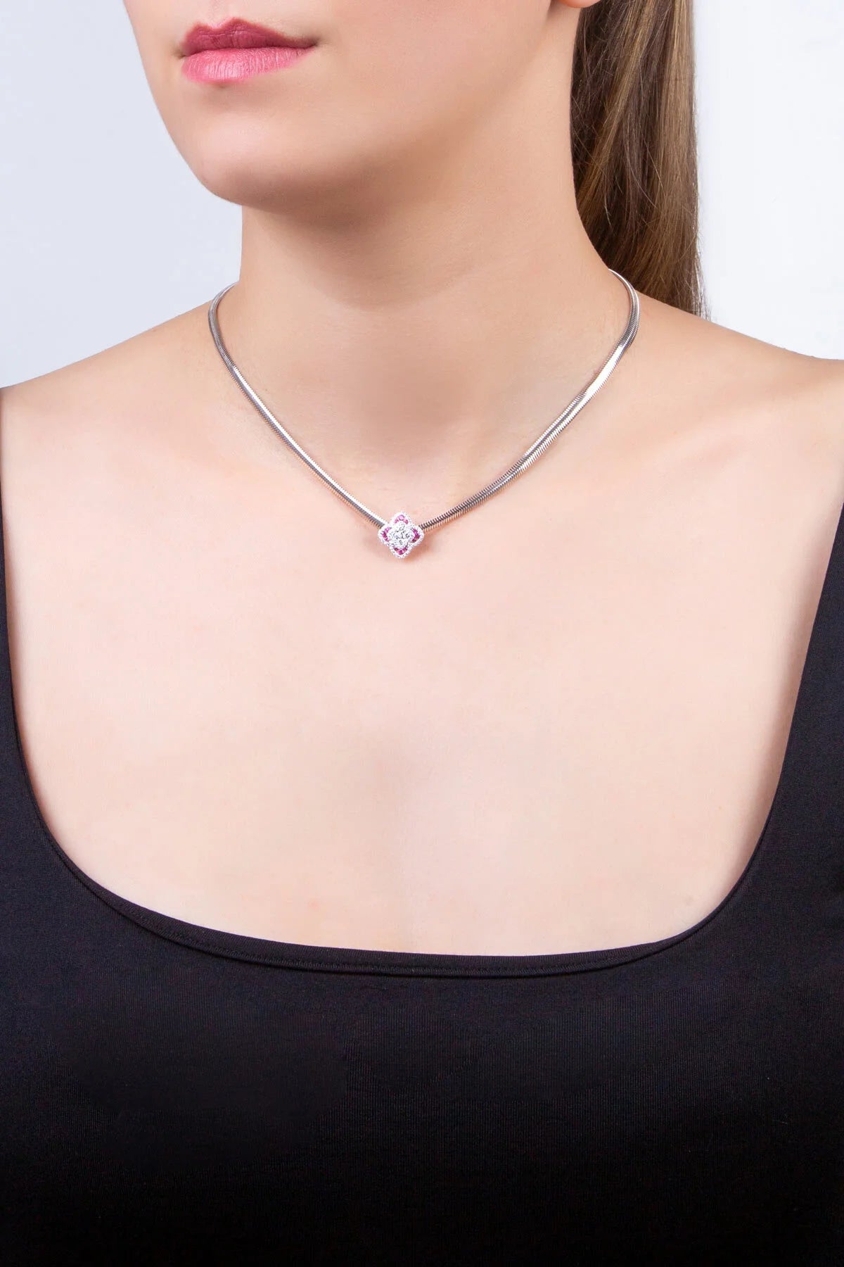 Pembe Yonca 18 Ayar Beyaz Altın Kaplama Gümüş Charm 5212601399