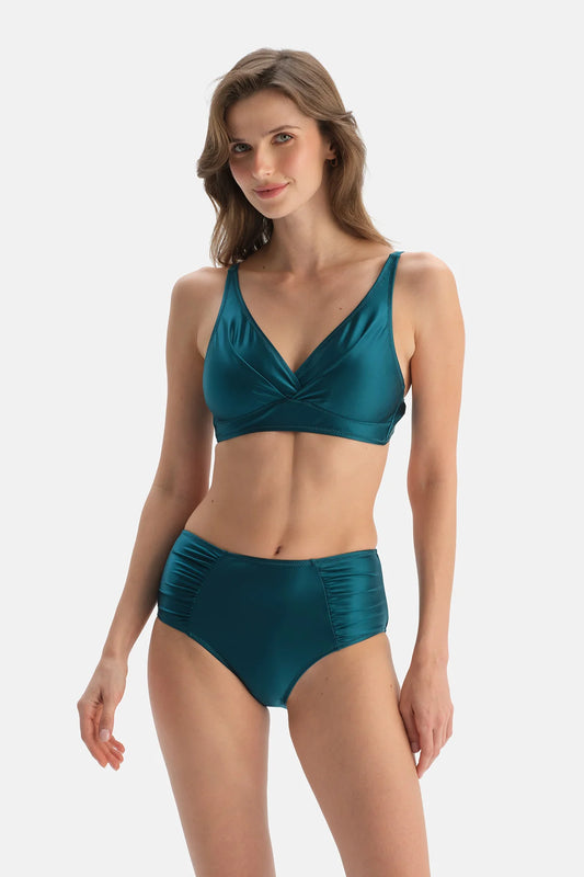 Yani Drapeli Bikini Alt